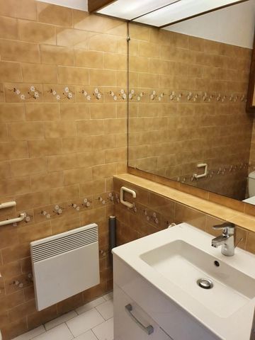 Studio 21 m², kitchenette équipée, avec balcon. - Photo 3