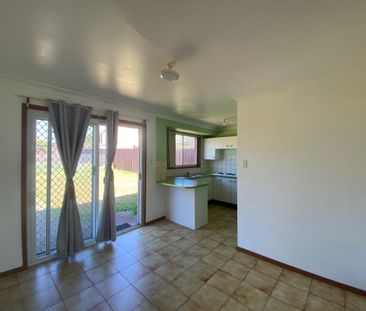 Brick Family Home | Quiet Location - Photo 3