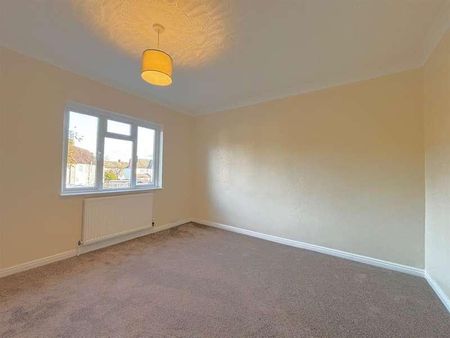 Brackley Road, Bedford, MK42 - Photo 5