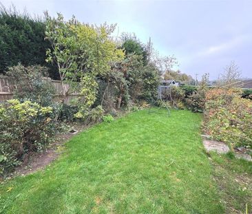 3 bedroom detached bungalow to rent - Photo 3