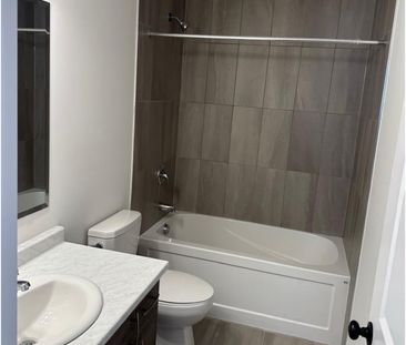 For Lease - 3123 Turner Crescent, London South, Ontario - Photo 3