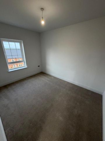 43 Deanery Gardens, Armagh, BT61 7AS - Photo 3