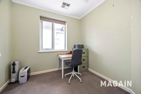 Modern Townhouse in a Prime City-Fringe Location! - Photo 5