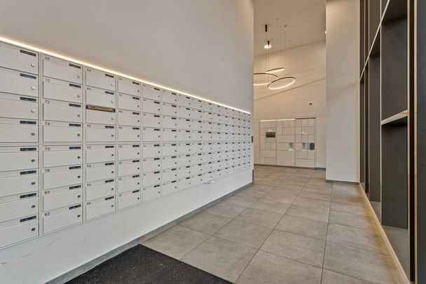 Appartement te huur: Hellingbaan 128 1033 DB Amsterdam - Photo 1