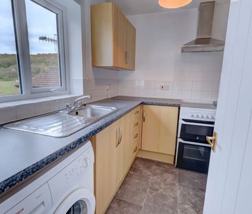 1 bedroom flat to rent - Photo 6