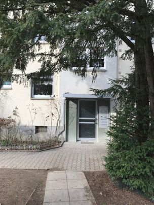 Helle 3-Zimmer-Wohnung mit Balkon und zusätzlichem Stauraum - Photo 1