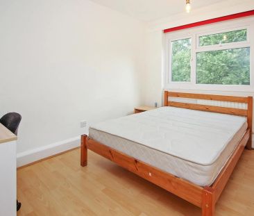 Beecroft Close, CT2 7DN, Canterbury - Photo 2