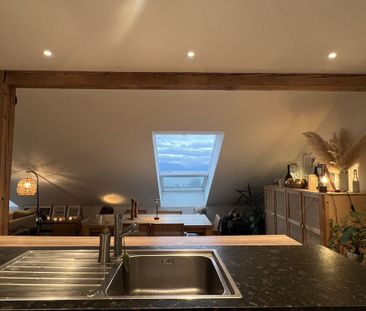 Loft in the attic under the station in Lausanne - Photo 6