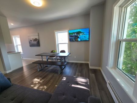 For Lease - 82 Albert Street Unit# 1, Orillia, Ontario - Photo 3