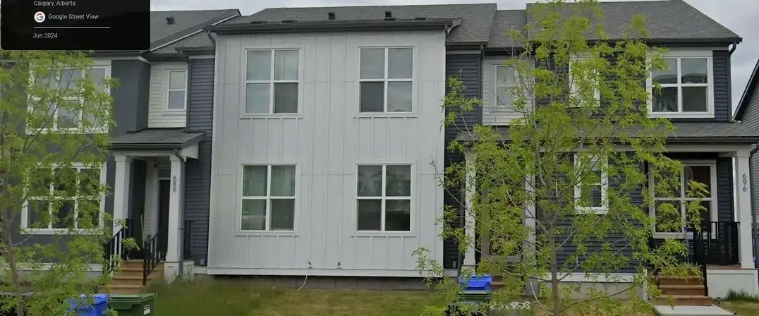 Fully FURNISHED 4 bedrooms Townhouse for Rental - $2,500 | Calgary - Photo 1