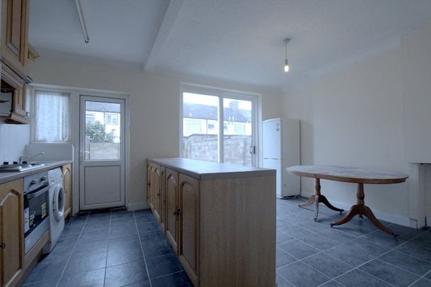 4 Bed Semi-Detached House, Foxley Road, CR7 - Photo 1