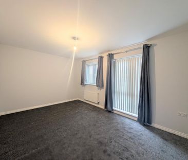 4 bedroom terraced house to rent - Photo 5