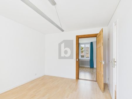 FRISCH RENOVIERT MIT GARTENSITZPLATZ! - Photo 2