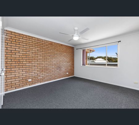 1/83 Evans Street, Belmont, NSW 2280 - Photo 3