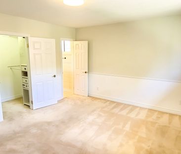 For Lease - 3601 Golden Orchard Drive, Mississauga, Ontario - Photo 3