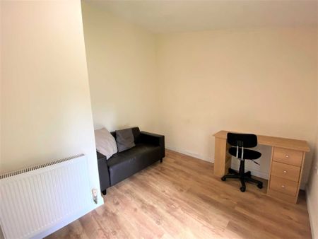 Ulcombe Gardens, Canterbury - Photo 3