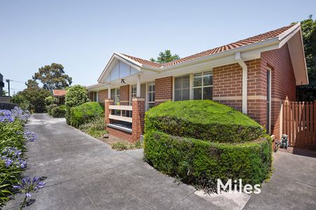 2/36 Prospect Road, Rosanna - Photo 3