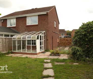2 bedroom semi-detached house to rent - Photo 4