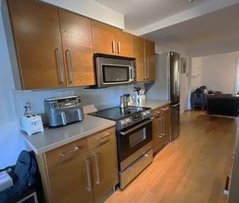 18 DARTFORD RD. SUITE B - SPACIOUS 1BED/2BATH, LAUNDRY, DECK, YARD - Photo 2