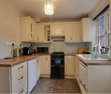 2 bedroom terraced house to rent - Photo 5