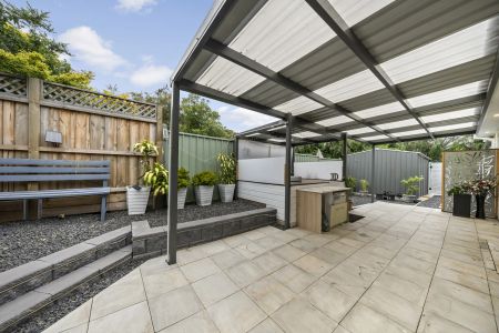 Modern Comfort in a Prime Castle Hill Pocket - Photo 5