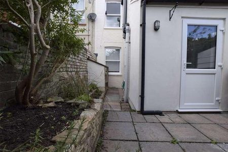 British Road, Bristol, Somerset, BS3 - Photo 5