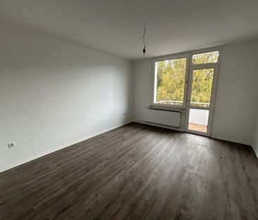 Direkt am Bahnhof- das ist famos! - Foto 1