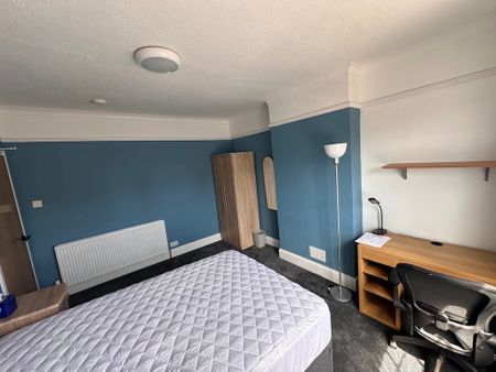 6 bedroom house - Photo 5