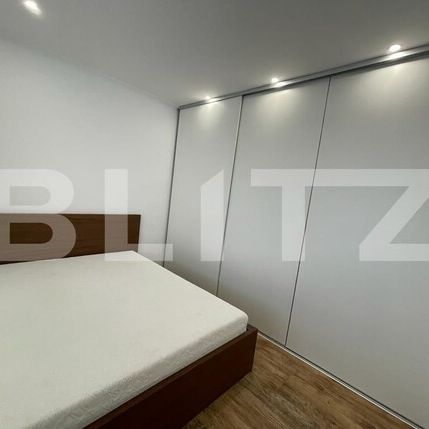 Garsoniera moderna, 40 mp, parcare, zona strazii Paris - Fotografie 1