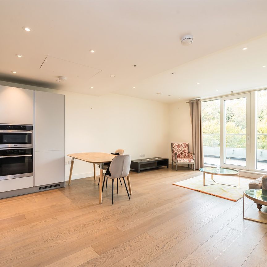 Queenstown Road, Clapham, SW11, London - Photo 1