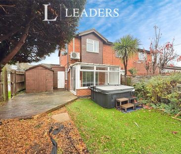 2 bedroom terraced house to rent - Photo 6