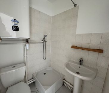 Location Appartement 2 pièces 29m² - Photo 4