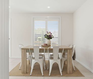 Refined Living in a Prime Newstead Setting - Photo 2