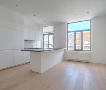 Appartement met twee slaapkamers in Elsene - Photo 5