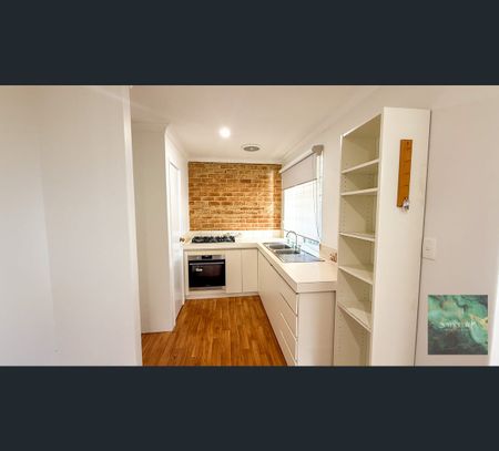 44A Sunbury Rd, Victoria Park, WA 6100 - Photo 3