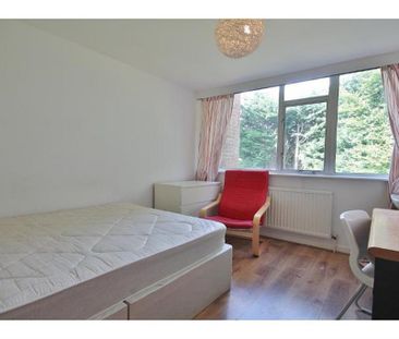 6 bedroom terraced house to rent - Photo 6