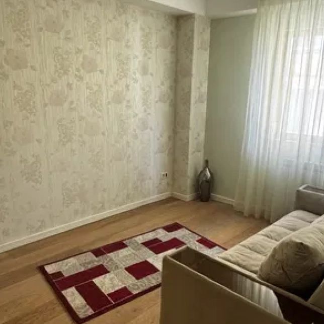 3 camere, decomandat, 90 mp, de inchiriat apartament in zona Precista, Pub Chaplin, Cod 162343 - Fotografie 1