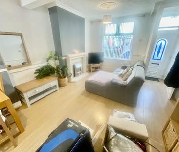 2 bedroom terraced house to rent - Photo 1