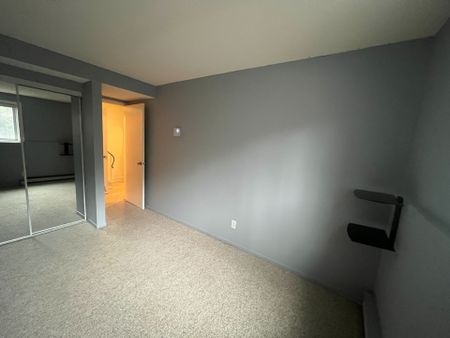 For Lease - 2 Fenerty Crescent Unit# 120, Kanata, Ontario - Photo 4