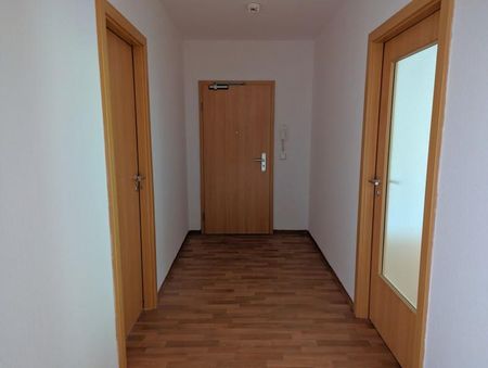 Sofort einziehen! schicke 3-Raumwohnung mit Balkon // ruhige und grüne Lage - Photo 5