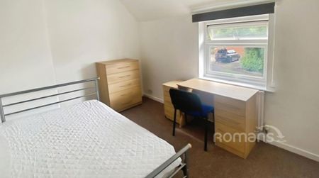 5 bedroom semi-detached house to rent - Photo 5