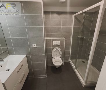 Location Appartement 4 pièces 81m² - Photo 6