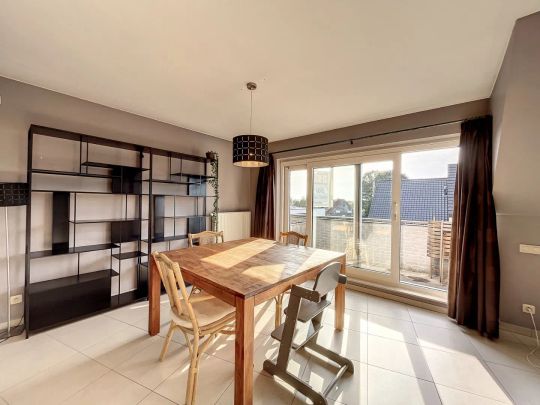 Appartement met 2 slpks en autostandplaats - Photo 1