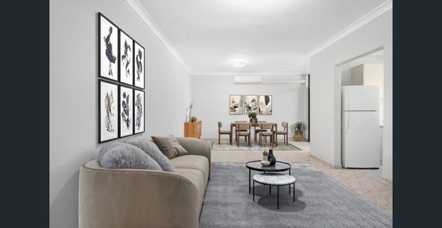 Spacious Two Bedroom Apartment with Wrap-Around Balcony - Photo 1