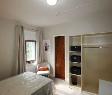 Room One, Parknasilla, 33 Old Blackrock Road, Cork, County Cork - Photo 5