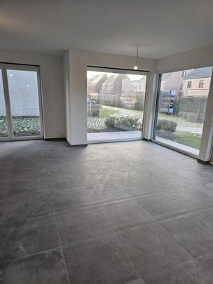 Appartement te huur in Evergem - Photo 1