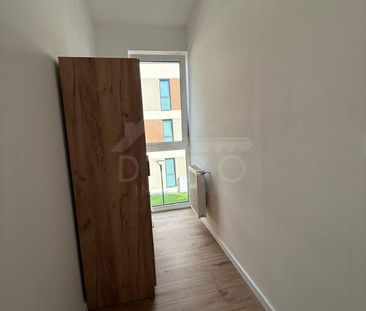 Inchiriez apartament cu 2 camere , bloc nou - Fotografie 5