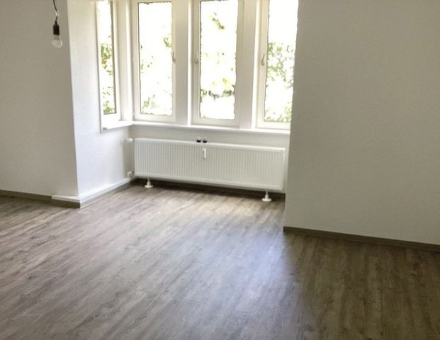 Diese schicke 2-Zimmer-Wohnung wartet auf neue Bewohner. - Foto 1