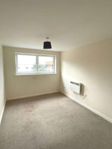 Lowbridge Court, Liverpool, L19 - Photo 3