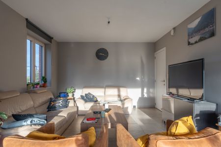 Knap duplexappartement met 3 slpk's en garagebox te Geel - Photo 4